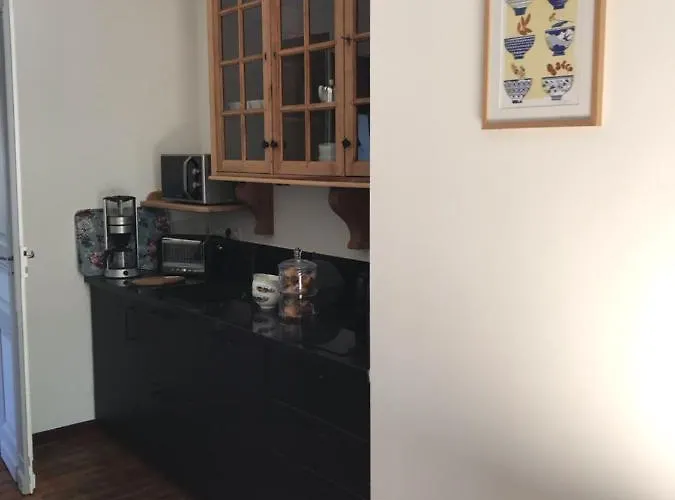 Konukevi La Du Chai 3*